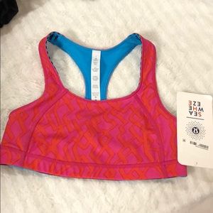 Lululemon Take 2 SeaWeeze bra. Size 4